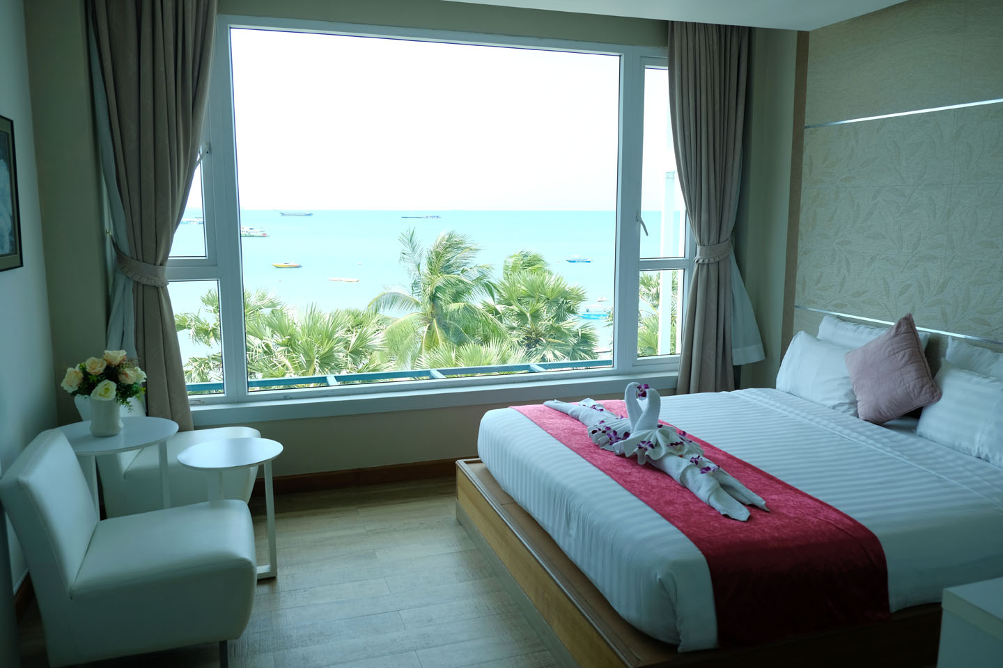 Executive Suite Sea View Room 1